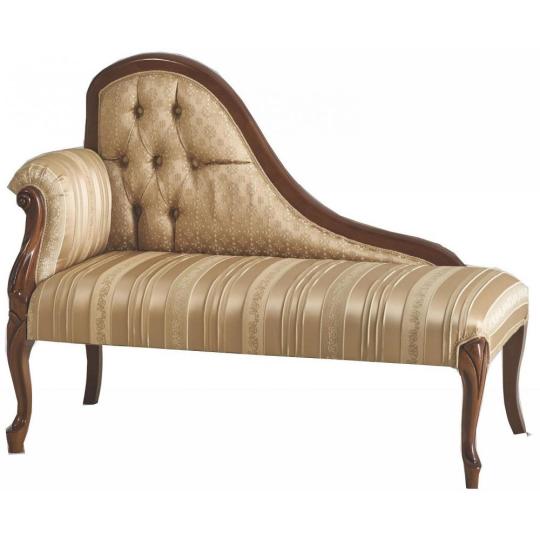 elegantna klasicka calunena lavica sedatko predsien spalna leskla barokova zamocka nabytok interierovy dizajn luxusne leskla zlata calunenie mobilsedia lameridiaiana klasicky nabytok.jpg